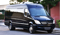 Milwaukee van airport service
